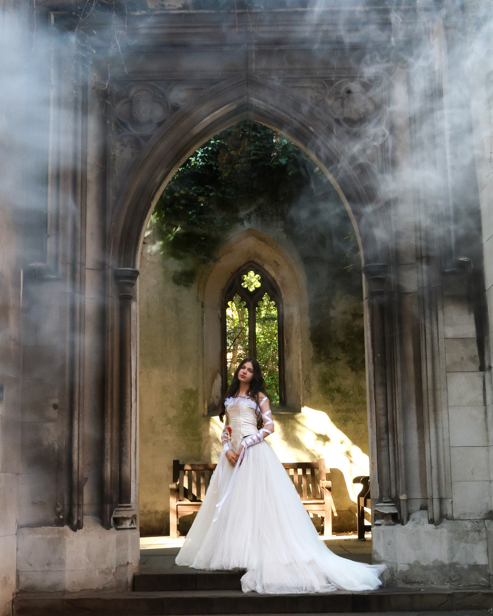 Fashion in the Shadows: Inside a Dark, Cinematic Editorial — image 3